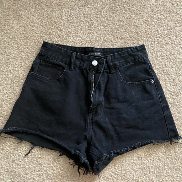 High rise mini jean shorts - Picture 1 of 3